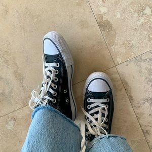 Black converse